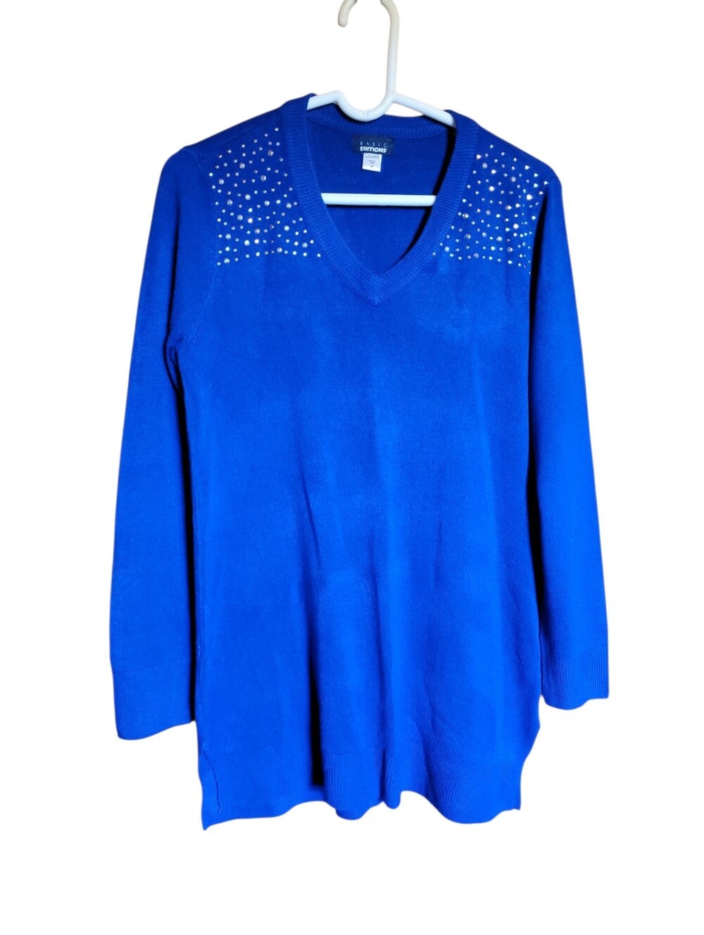 Basic Editions V-Neck Sweater with Shoulder Stud Detail Size M